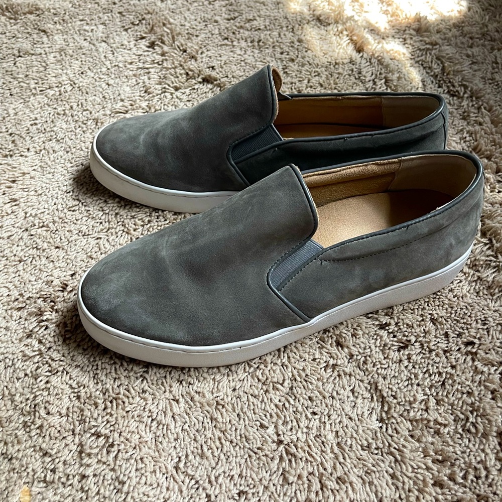 Vionic shoes